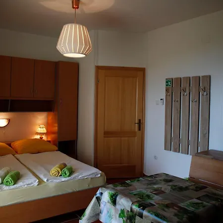 Apartements Magdalena לופאר