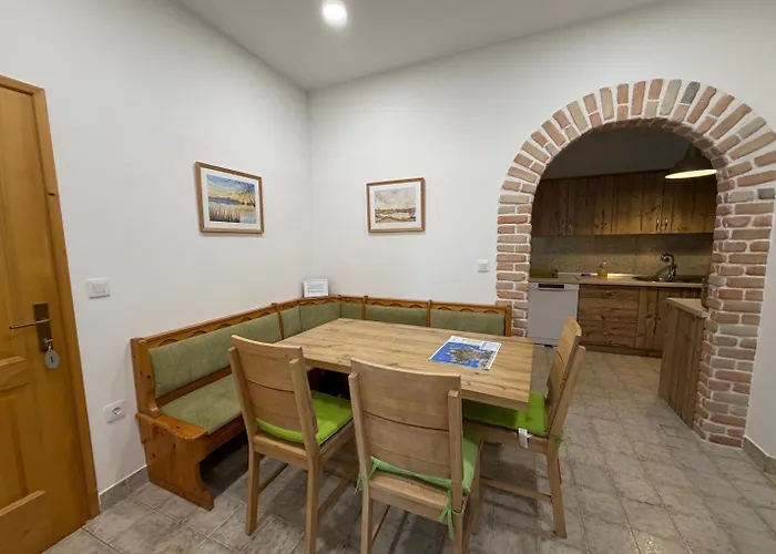 Апартаменты Apartements Magdalena Лопар